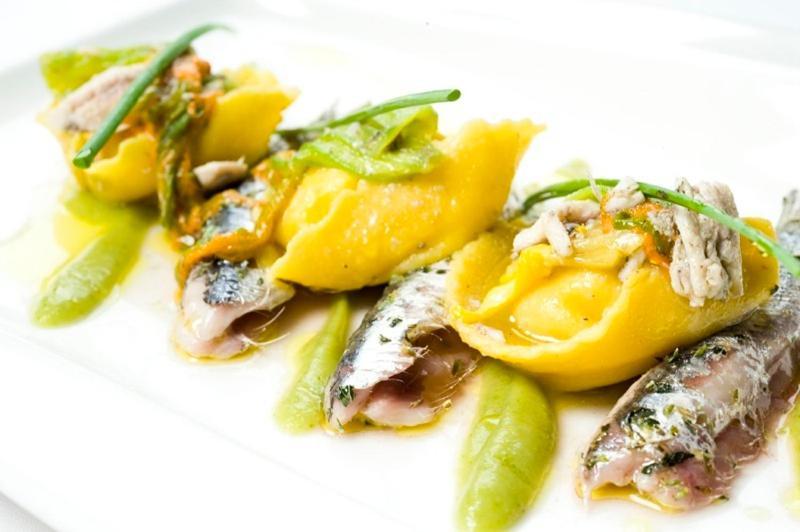Cristina Park Hotel Montesarchio ภายนอก รูปภาพ