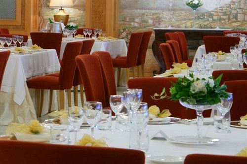 Cristina Park Hotel Montesarchio ภายนอก รูปภาพ